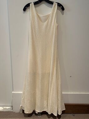 NWOT - Petite Studio Cream Textured Sleeveless Maxi Dress